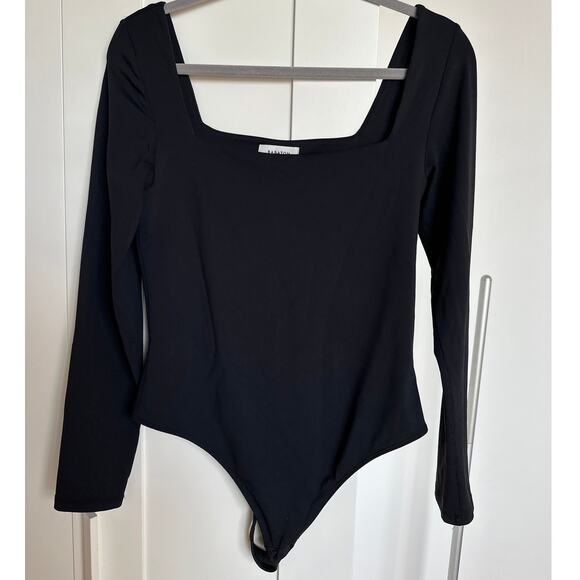 Aritzia Babaton Black Contour Squareneck Longsleeve Thong Bodysuit, Size L, EUC - Picture 3 of 6
